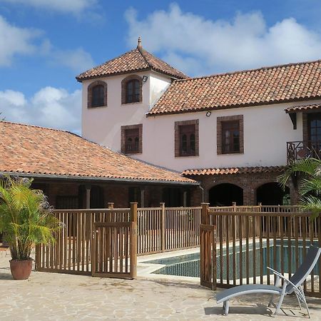 Domaine Du Chateau Les Trois-Ilets Luaran gambar